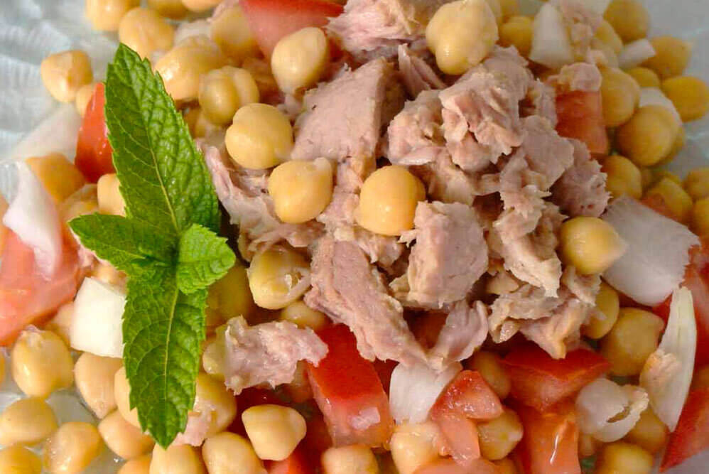ensalada-de-garbanzos-y-atun