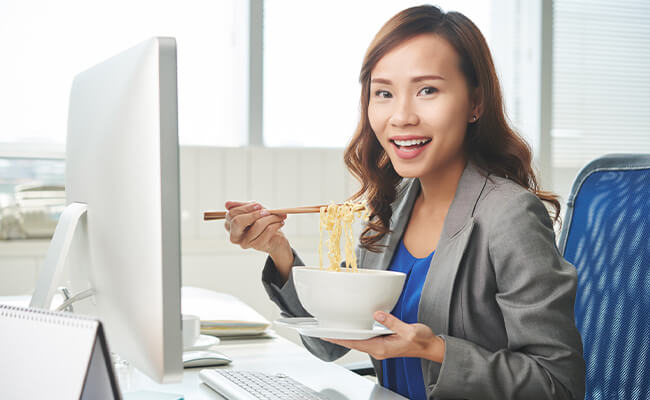 sopas-instantaneas-alimento-con-mucha-azucar