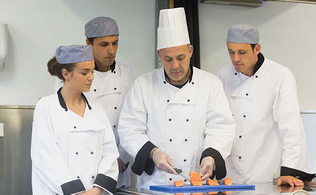 chefs cocinando