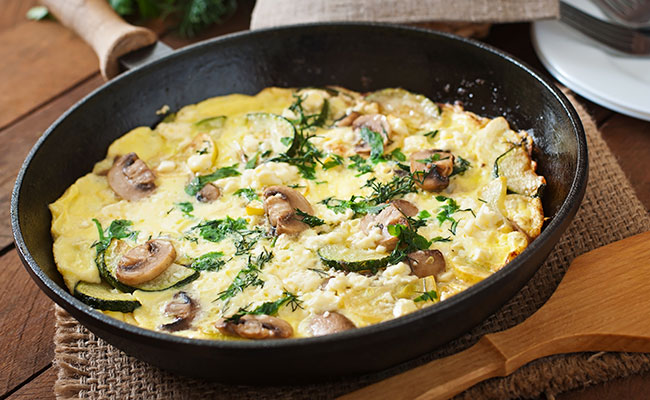 omelette con champignones